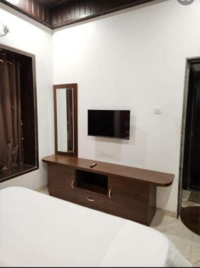 Tiger Farms Villa Karjat Bagian luar foto